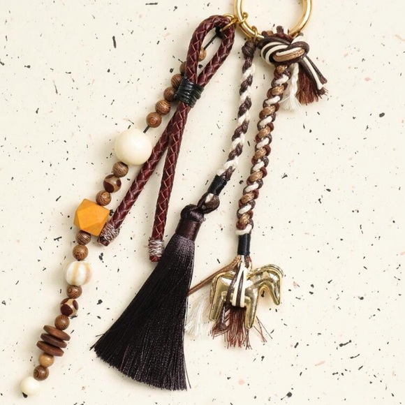 Golden Horse Key Chain - Picture 2 of 3